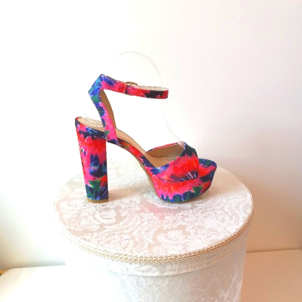 “Final Markdown” Hippy Tye Dye Platform Heel